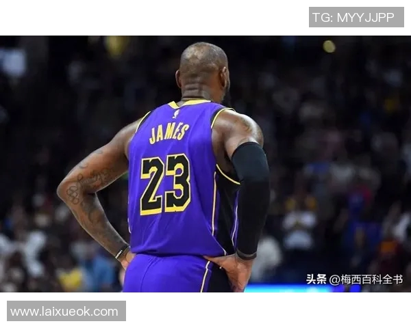 勒布朗詹姆斯的篮球传奇之路与时代影响力探讨